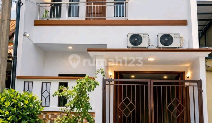 2-Story Flood-Free House in Semanan 2-Story Flood-Free House in Semanan