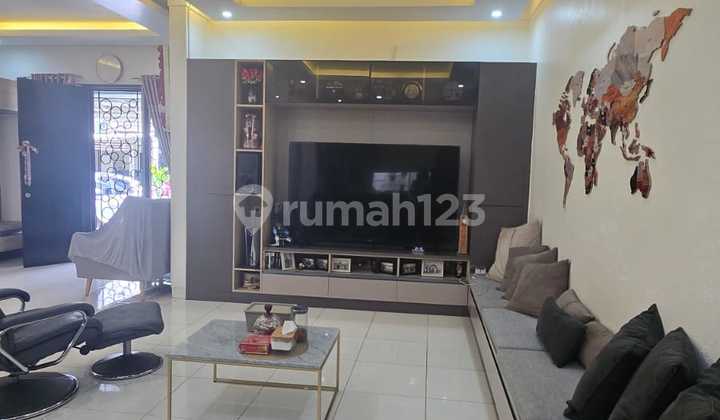 Rumah 2 Lantai Graha Raya Full Furnished Fully Renovated