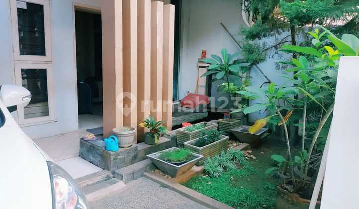 Rumah Cantik Grand Galaxy City Bebas Banjir