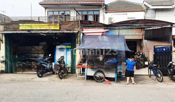 Rumah 2 Lantai Pinggir Jalan Raya Galaxy
