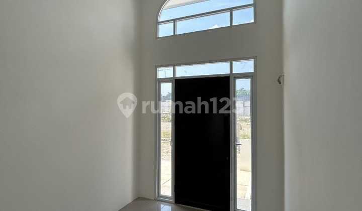 Rumah Bergaya American Classic Selangkah ke Bandara Soekarno Hatta Harga Terjangkau, Babakan Asem Rumah Bergaya American Classic Selangkah ke Bandara Soekarno Hatta Harga Terjangkau, Babakan Asem