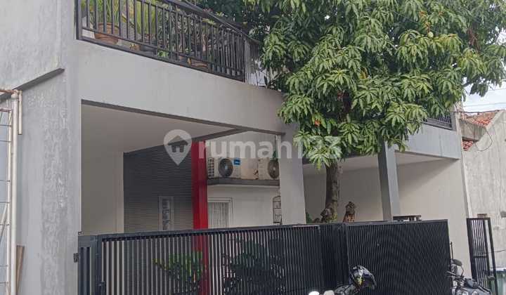 Rumah Mewah 2 Lantai Nempel Galaxy Pekayon Kota Bekasi