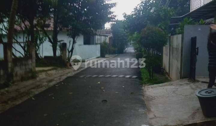 New 3-Story House Ready to Occupy in Cipedak Jagakarsa Housing, South Jakarta, Near Tb Simatupang 2