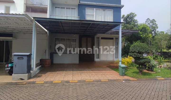 Rumah Cantik Posisi Hook Grand Galaxy City