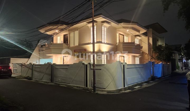 Rumah 2 Lantai, 4 Kamar. Jl. Purbaya Raya, Duren Sawit Rumah 2 Lantai, 4 Kamar. Jl. Purbaya Raya, Duren Sawit