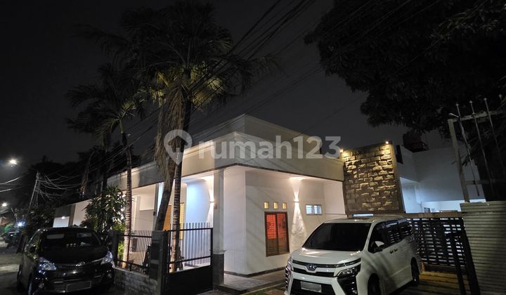 Rumah 7 Kamar, 2 Lantai. Kalibata, Pancoran