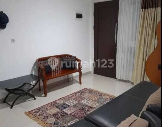 Rumah 2 Lantai, 3 Kamar Tidur. Suvarna Sutera 2