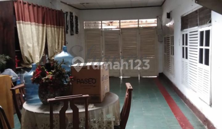 Dijual Rumah tua di Jalan Laksana kebayoran baru, jakarta selatan