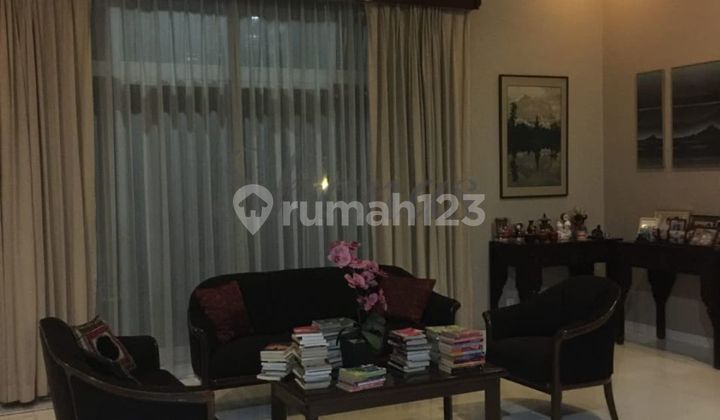 Dijual Rumah di kawasan Jakarta Selatan (Kebayoran)