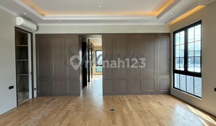 Quick Sale House in Kebayoran Baru, South Jakarta