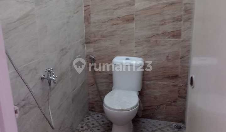 Di Jual Cepat Rumah  di Harapan Indah 1  2