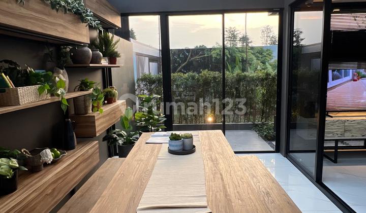 TREE TOPS HIGH Ceiling 3 lantai premium under 1Man PARK SERPONG