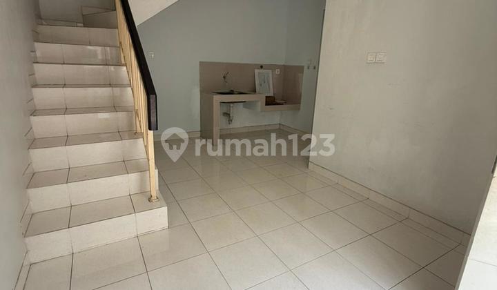 2+1 Kamar Tidur, 2+1 Kamar Mandi, Siap Huni! Hot Deal! Rumah 2 Lantai Labella @Arcadia 2+1 Kamar Tidur, 2+1 Kamar Mandi, Siap Huni! Hot Deal! Rumah 2 Lantai Labella @Arcadia