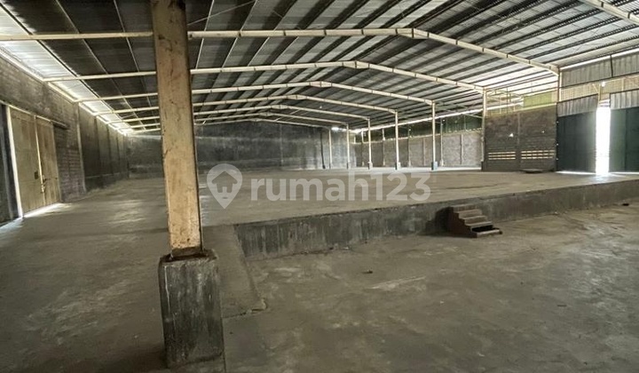 Gudang Bagus 1870 m² Strategis Akses 40 Feet di Katapang Bandung