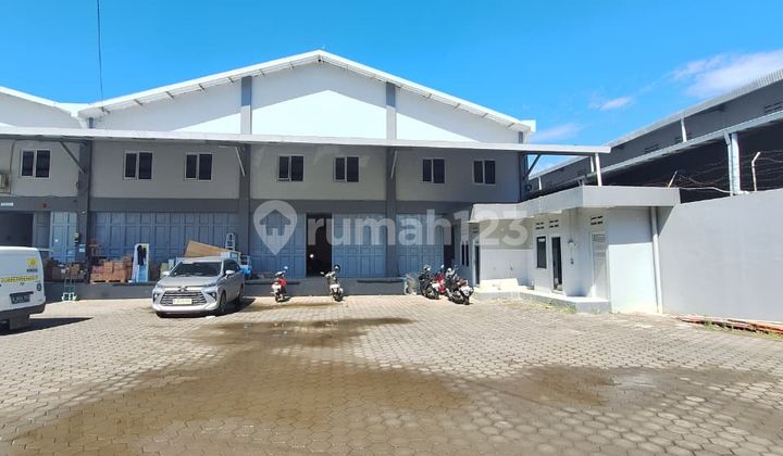 Joint Warehouse Area, South Purwokerto, Banyumas, Central Java