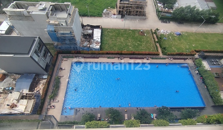 Landmark Residence Apartment 3BR Furnished 99% New Strategic Location