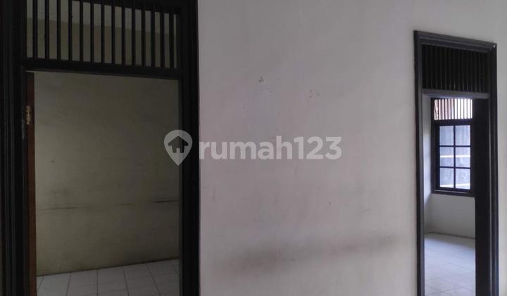 Rent a 1-Bedroom House for 6 Migrant Workers 2