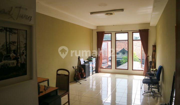 D Sewa Rumah Terawat Area Sariwangi