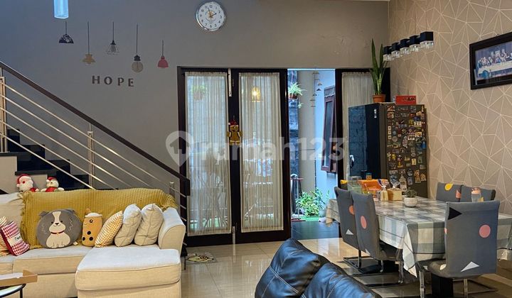 Sell Luxury House in Singgasana Area 2