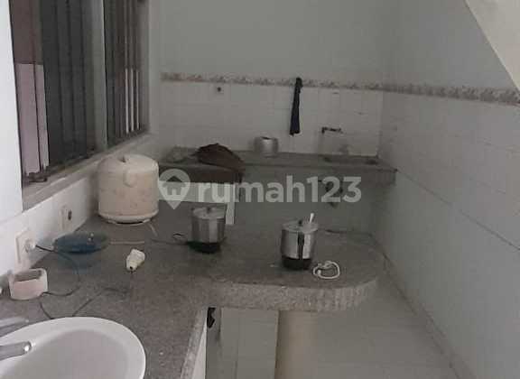 Rental Singgasana Shop House 2