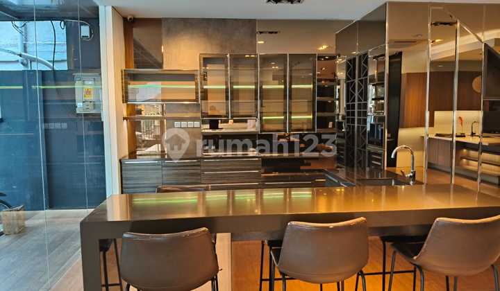 Rent 2 Veteran Rendeng Shophouses 1