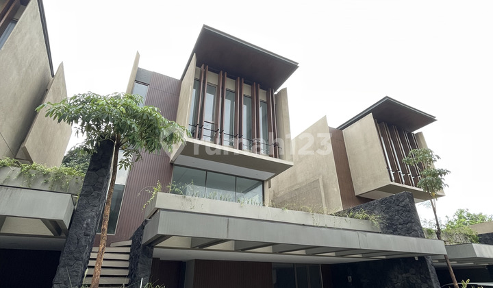 Modern Tropical Townhouse Ready to Occupy and Flood-Free, Kemang Modern Tropical Townhouse Ready to Occupy and Flood-Free, Kemang