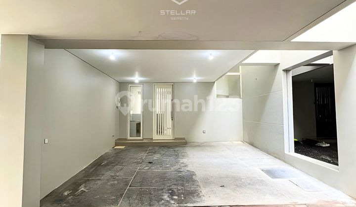 Brand New WBM 2 House, Bukit Mas Resort, 3 Floors, Near Pakuwon Mall, Citraland, Gwalk, Graha Family, Wiyung, Dian Istana 2