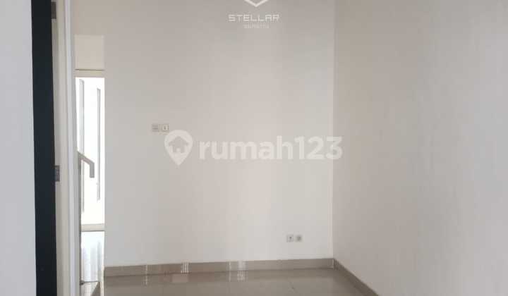 Rumah Baru Renov Simpang Darmo Permai Dekat Darmo Graha . Satelit . Pakuwon Indah . Graha Family . Citraland Northwest . Graha Natura . Wisata Bukit Mas 2