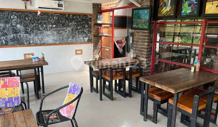 Overcontract Cafe and Its Contents in East Denpasar 2