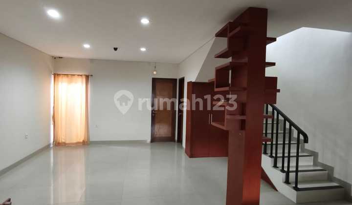 3-Story House in Suli Jazz Residence Denpasar 3-Story House in Suli Jazz Residence Denpasar