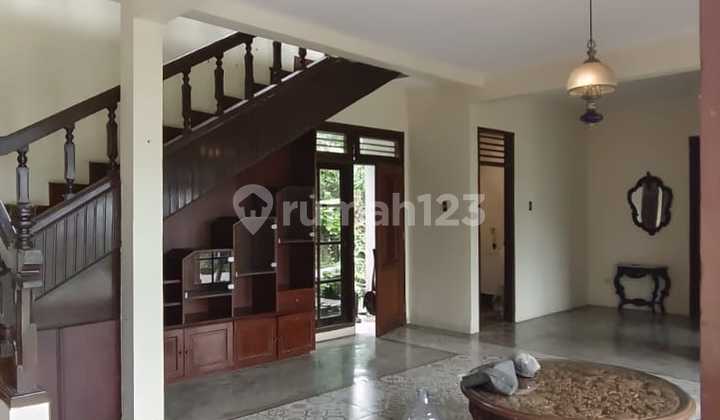 Ready to Occupy Luxury House Complete SHM IMB Fully Furnished 2