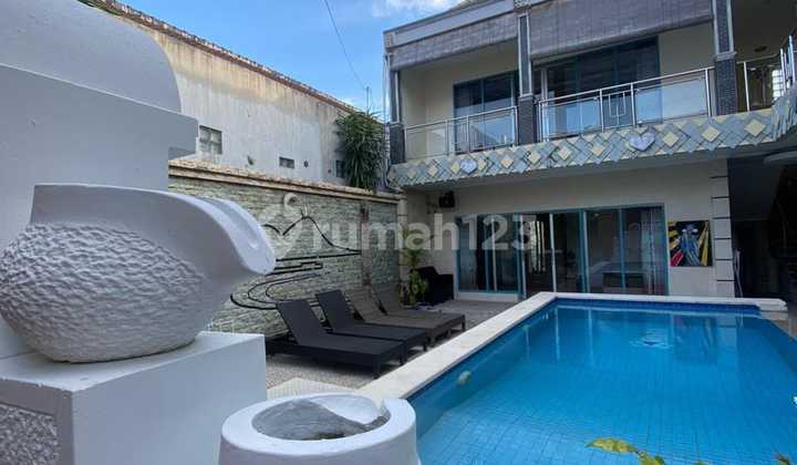 Villa 4 Bedrooms Full Furnish In Berawa Canggu