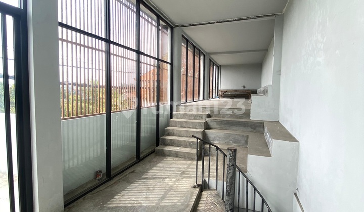 Second Floor Shophouse in Strategic Location, Munggu Area Second Floor Shophouse in Strategic Location, Munggu Area