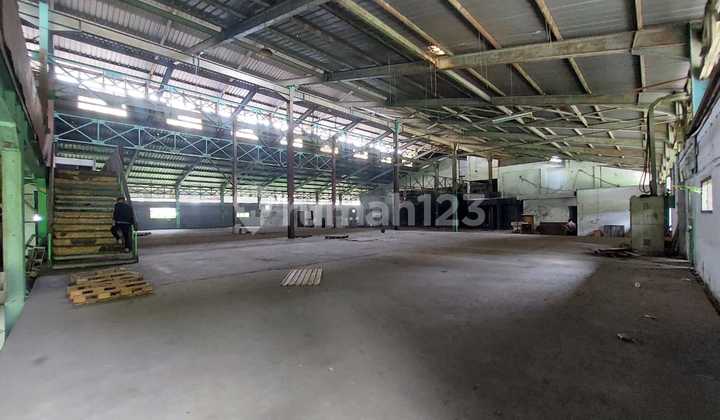 Ready-to-Use Warehouse Strategic Location in Pulo Gadung Industrial Area, East Jakarta