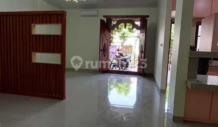 Ready-to-Occupy Classic House in Kemang Pratama, Bekasi 2