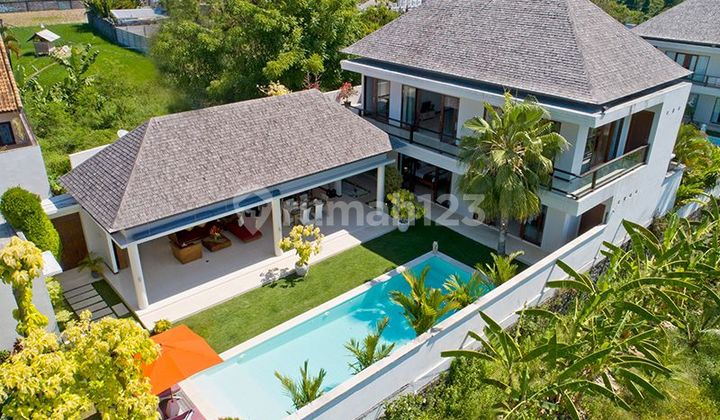 Dijual Villa Mewah di Batu Bolong Canggu