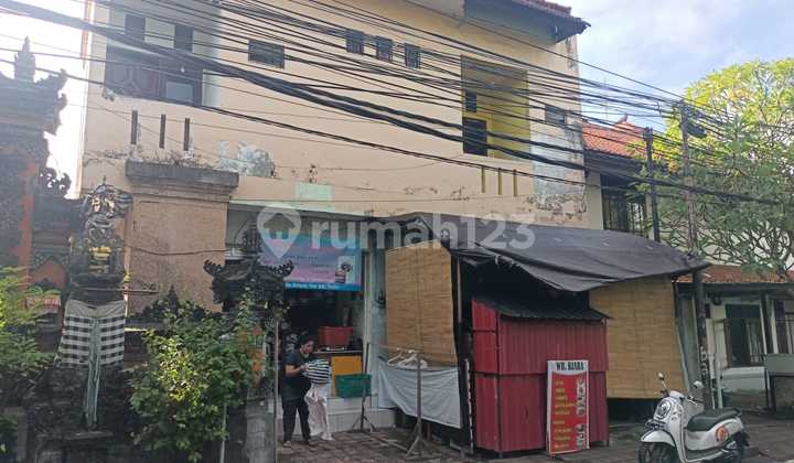 Land + Building in Front of Mertha Jati Bungalow Land + Building in Front of Mertha Jati Bungalow
