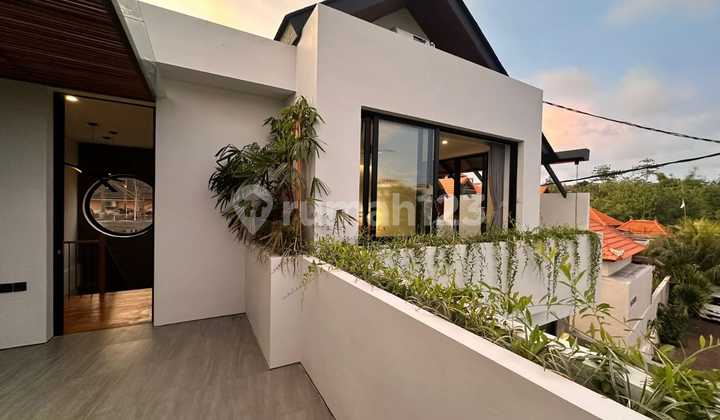 Leasehold Villa Merapi Just Finished (Brand New Villa) Leasehold Villa Merapi Just Finished (Brand New Villa)
