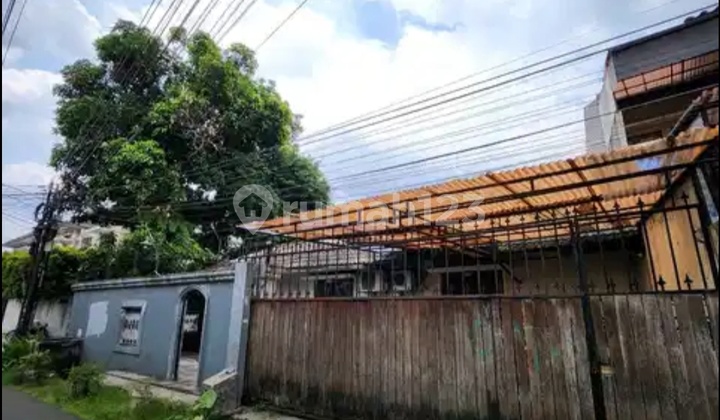 Jauh di Bawah Pasar! Rumah Hoek Tanah Kusir Lt 330 M² Hanya 4,25M