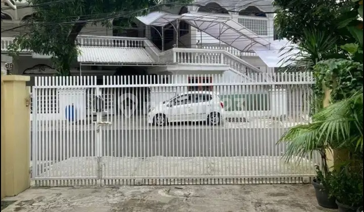 Jarang Ada! Rumah Luas Dalam Komplek Pasar Minggu Siap Huni! 2