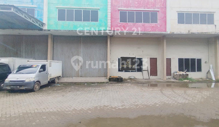 Gudang Jl. Arteri Supadio Pergudangan Equator