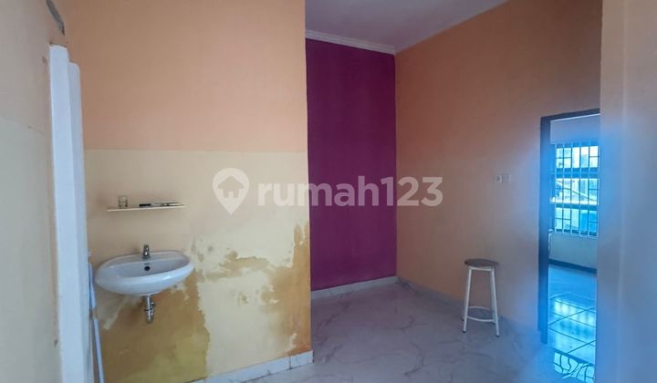 Ready-to-Live House, Pioneer Street, Smooth Access, Flood-Free 2