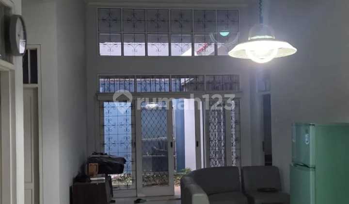 Disewakan Rumah Siap Huni Citraland Utara Surabaya Barat 2