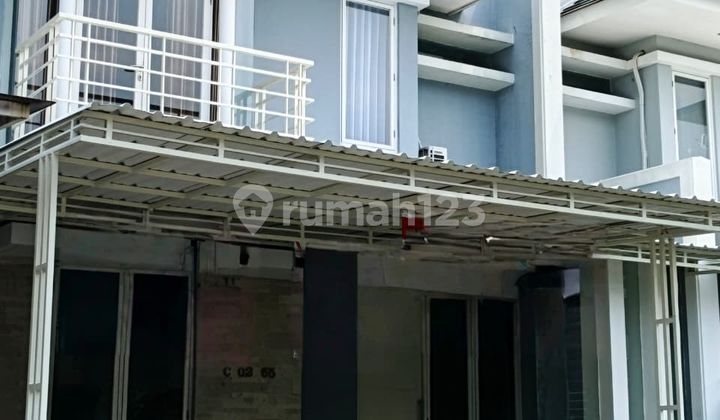 Disewakan Rumah 2 Lantai Bagus Murah Semi Furnished Di Royal Residence Surabaya Cluster Blenheim Royal Residence Wiyung Surabaya Barat Dekat Citraland Wisata Bukit Mas 2