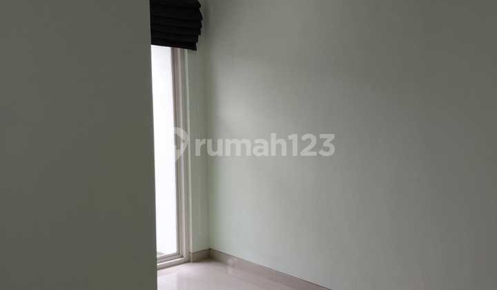 Affordable 1.5 Story Minimalist House, Newly Renovated, Move-In Ready, Near Modern Market in Green Nature, Citraland Main, West Surabaya. 2