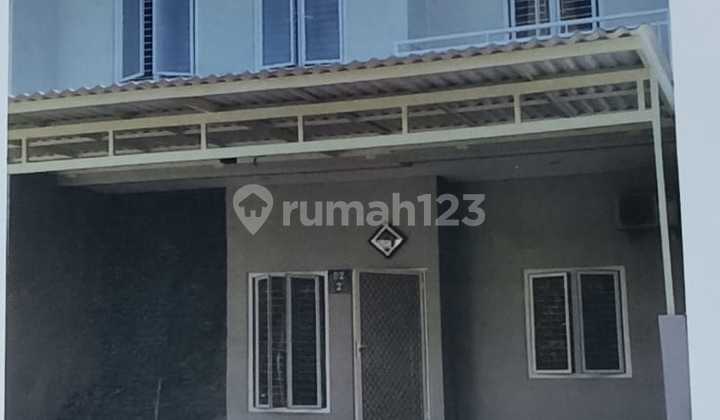 Rumah Murah 2 Lantai Minimalis Dekat Pasar Modern di Taman Puspa Raya Citraland Utama Surabaya Barat