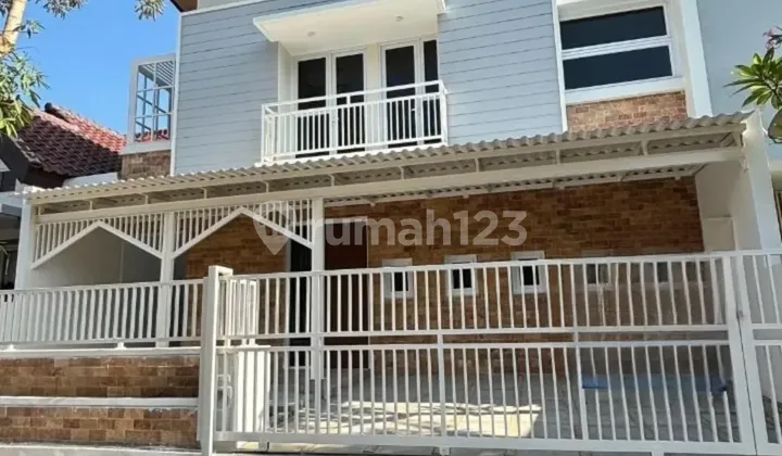 Rumah Murah 2 Lantai Minimalis Siap Huni Dekat Gwalk di International Village Citraland Utama Surabaya Barat