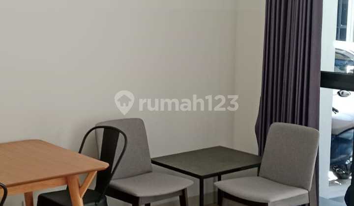 Disewakan Rumah 2 Lantai Di Royal Residence Surabaya 2