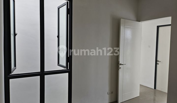 For Sale New Fresh 2-Story House in Royal Residence Surabaya 2