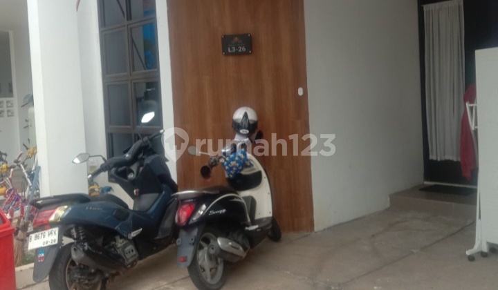 Sell New House Aryana Karawaci 2 Floors Crystal Cluster